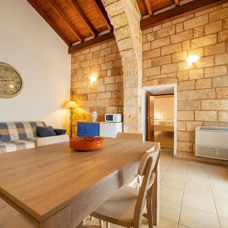Del Castello Apartment *